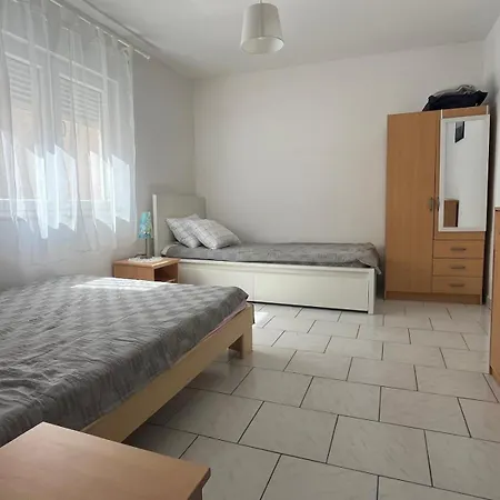 Fijan Lejlighed Bosana